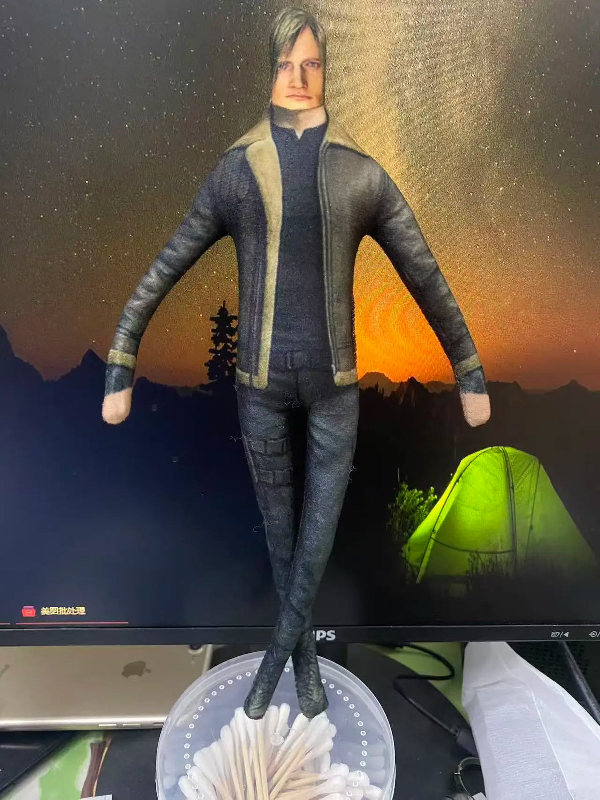 10cm Resident Leon·Scott·Kennedy Soft Plushies Decompression Bending Doll    Gifts Cute Ashley Stuffed Toy Pendant Doll Collect